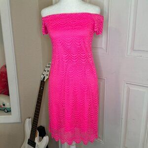 Lilly Pulitzer Pink off the shoulder dress size XS